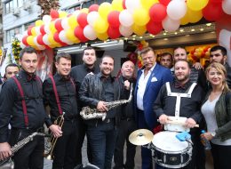 İzmir Ünlü Sanatçı Kiralama
