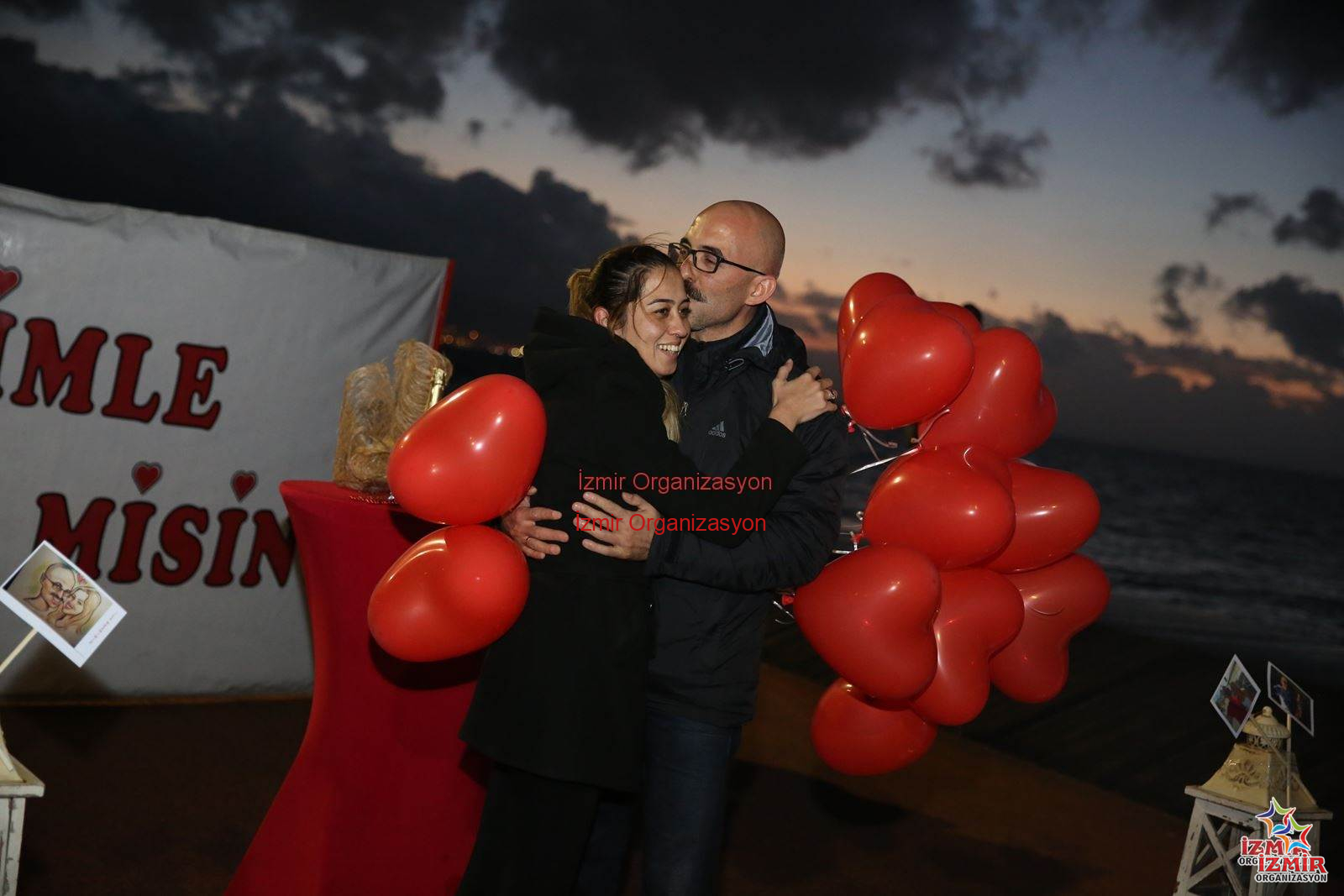 Bostanlı da Evlilik Teklifi İzmir Organizasyon Evlenme Teklifi