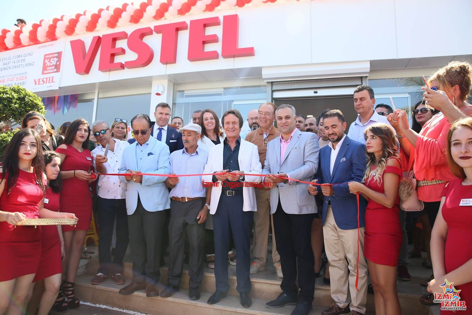 Açılış Organizasyonu İçin Doğru Firmayı Bulma Rehberi