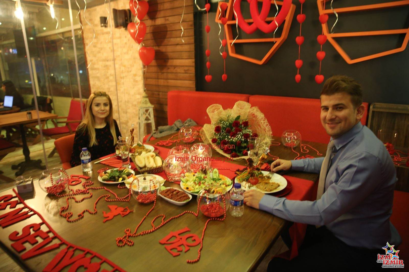 Cafe Evlilik Teklifi Organizasyonu
