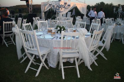 Sandalye Kiralama İzmir Organizasyon