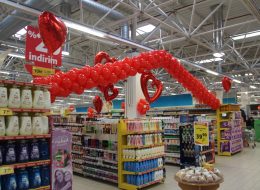 Mağaza Açılış Organizasyonu Folyo Balon ve Zincir Balon Süslemeleri