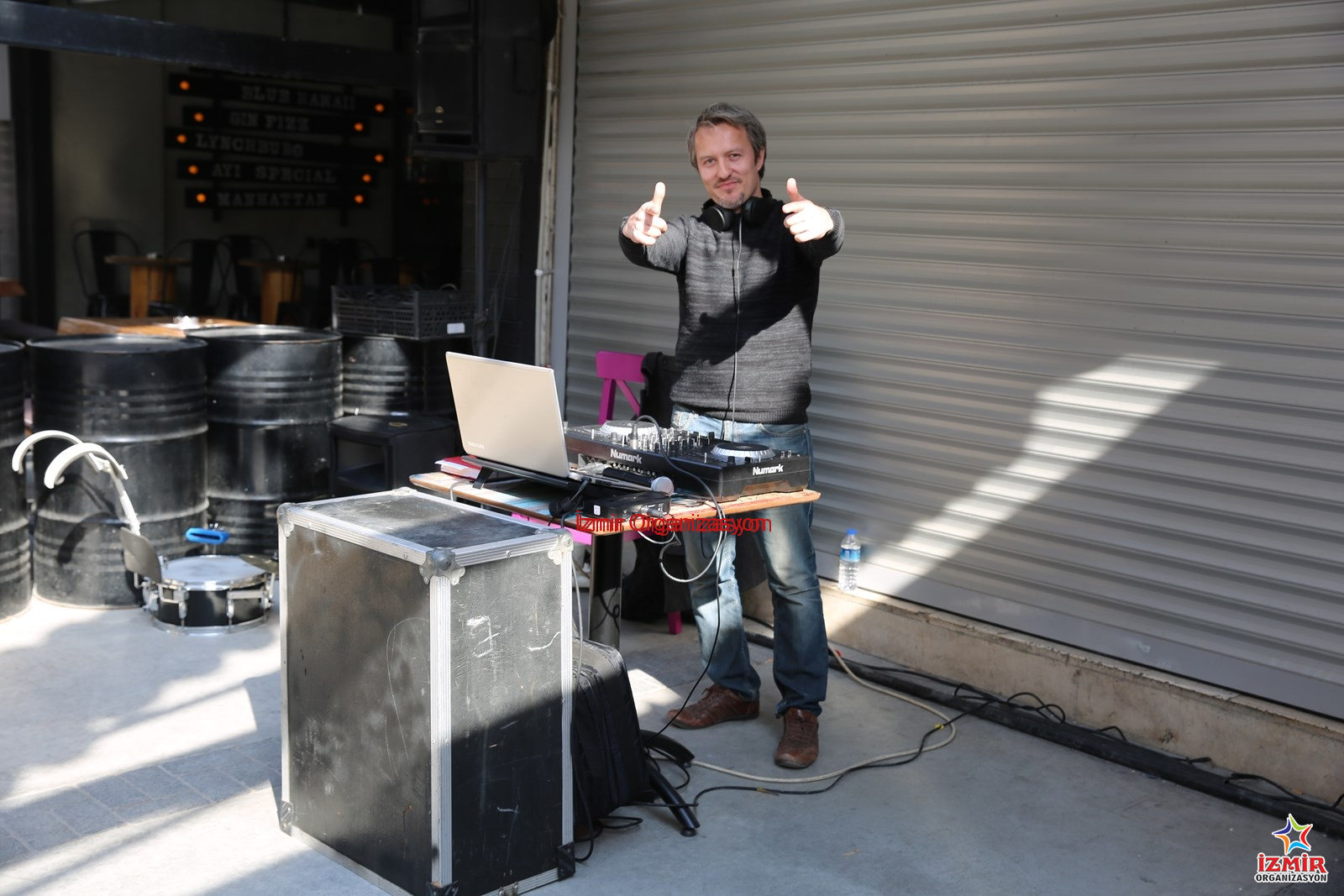 Açılış Organizasyonlarında Müzik ve Dj Kiralama İzmir Organizasyon