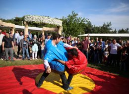 Piknik Organizasyonu Sumo Güreşi Oyunu ile Eğlenceli Anlar