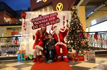Noel Baba ve Noel Anne Resim Paneli Alışveriş merkezi etkinlikleri