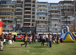 Festival Organizasyonu Şişme Oyuncak Kiralama İzmir