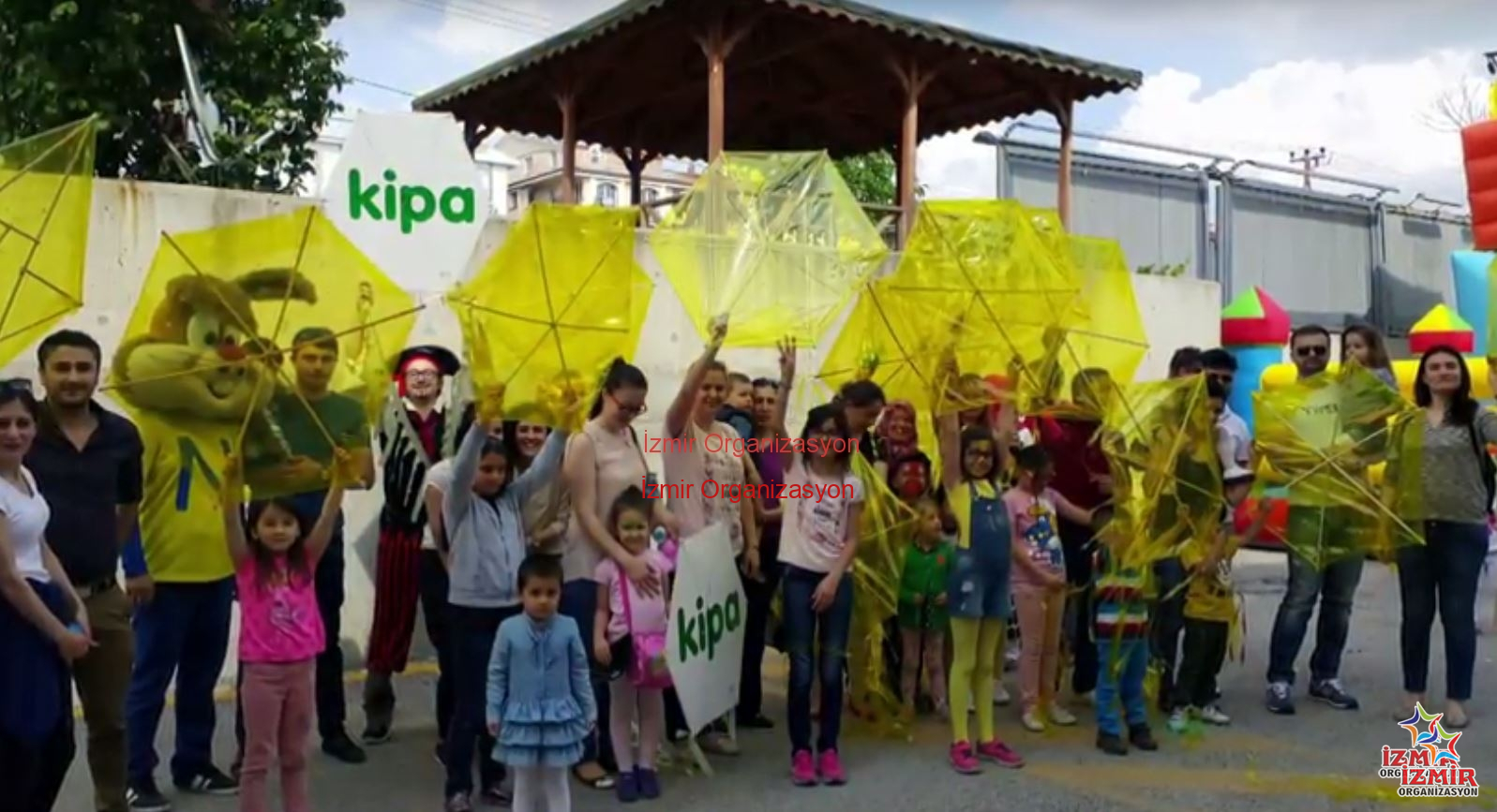Kipa Uçurtma Şenliği Organizasyonu Yüz Boyama Uçurtma uçurma Palyaco Sevisi Barbekü Cadır Animator Sisme Oyuncak Kurumsal Firmalara Hizmet
