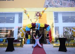 Karşılama Hostesi Kiralama ve Kokteyl Organizasyonu İzmir