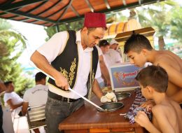 İzmir Maraş Dondurmacısı Kiralama