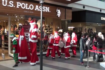 Point Bornova AVM Noel Baba Bandosu İzmir Organizasyon