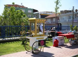 Nostaljik Satıcılar ve Patlamış Mısır Arabası Kiralama İzmir