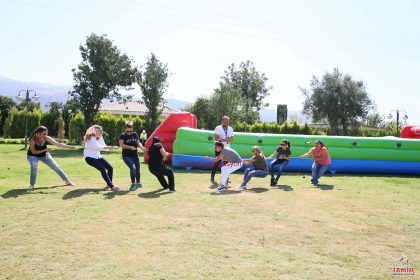 Piknik Organizasyonu Halat Çekme Yarışması İzmir Piknik Organizasyonu Halat Çekme Yarışması İzmir