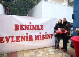 Tarihi Asansör’de Evlenme Teklifi Organizasyonu
