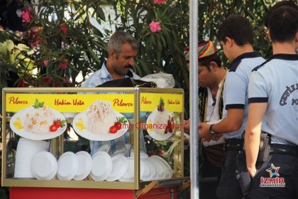 Tavuk Pilav İkramları Servisi İzmir Organizasyon